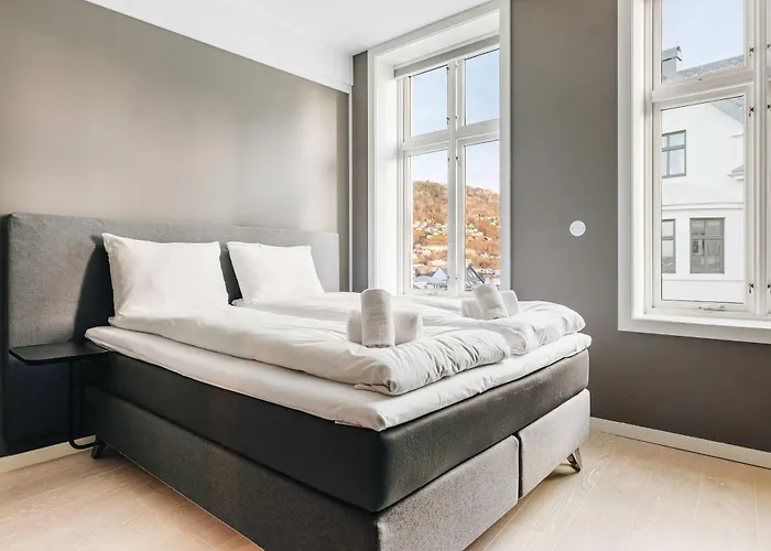 Dinbnb L Luxury Penthouse L Roof Terrace L Apartment *